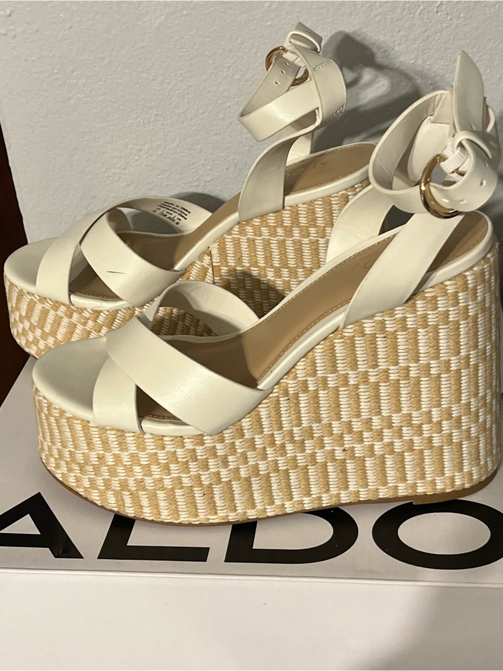 ALDO Cream Woven Raffia Platform Ankle-Strap Wedges Sz 8 - Picture 4 of 9